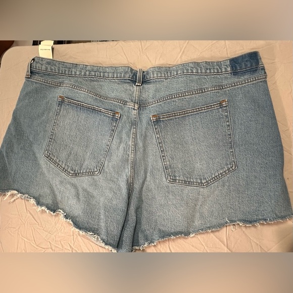 Abercrombie & Fitch ’90s Relaxed Cutoff Short High Rise Light Size 37/24 NWT - Picture 2 of 5